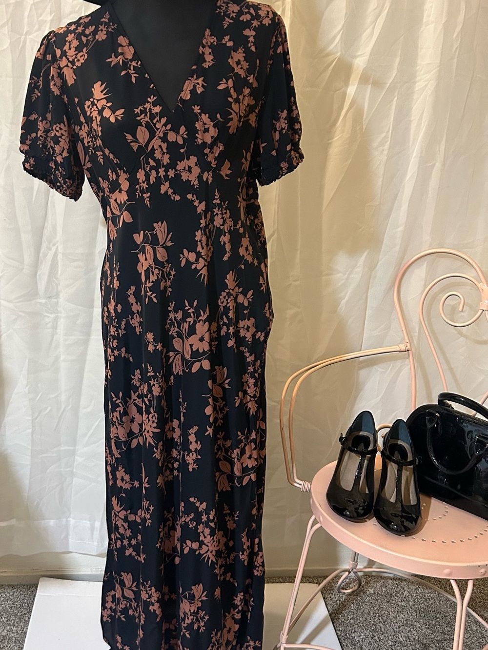 🍓2 for $20 dress sale🍓 a new day Black Maxi Dress with Dusty Rose Floral Print